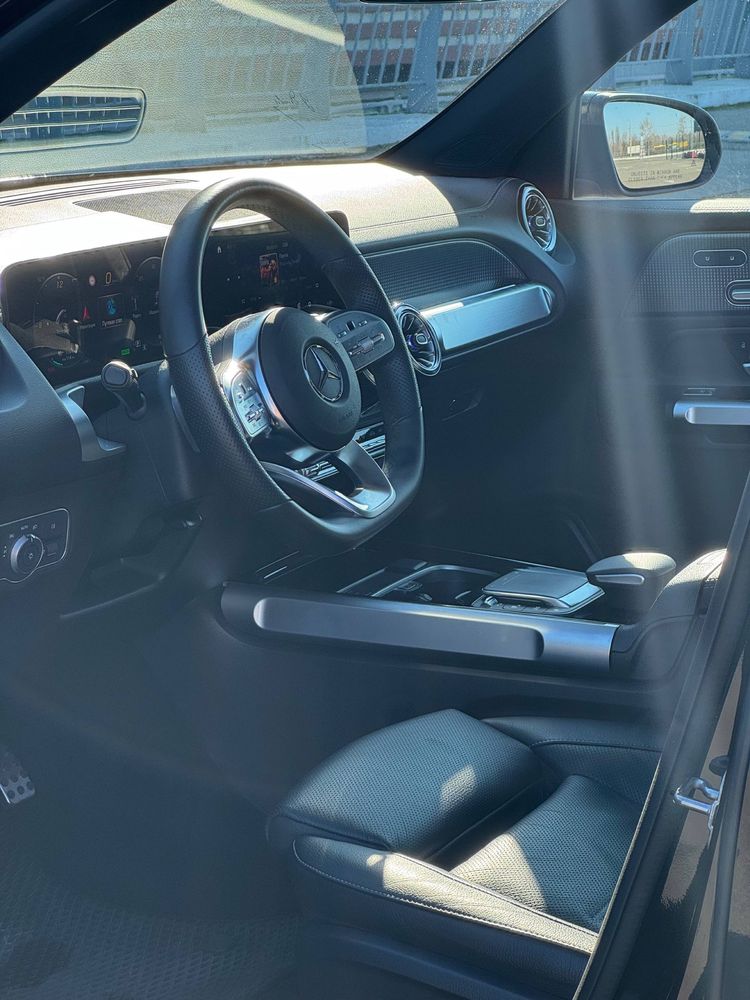Mercedes-Benz EQB 2022 350 4Matic AMG Look