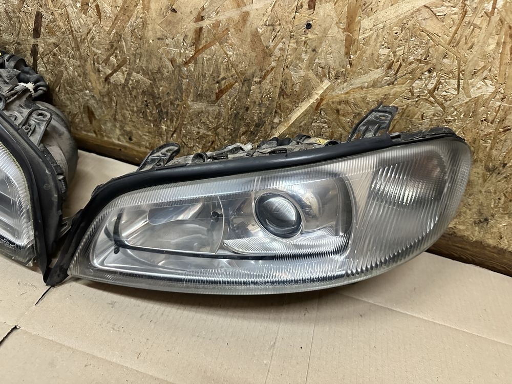 Передні фари ксенон xenon Opel Omega B Опель Омега Б 1999—2003 рестайл