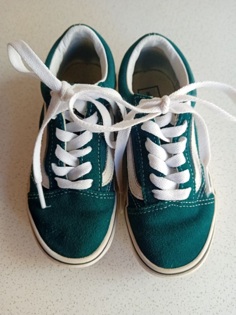 VANS C/ Novas tamanho 30