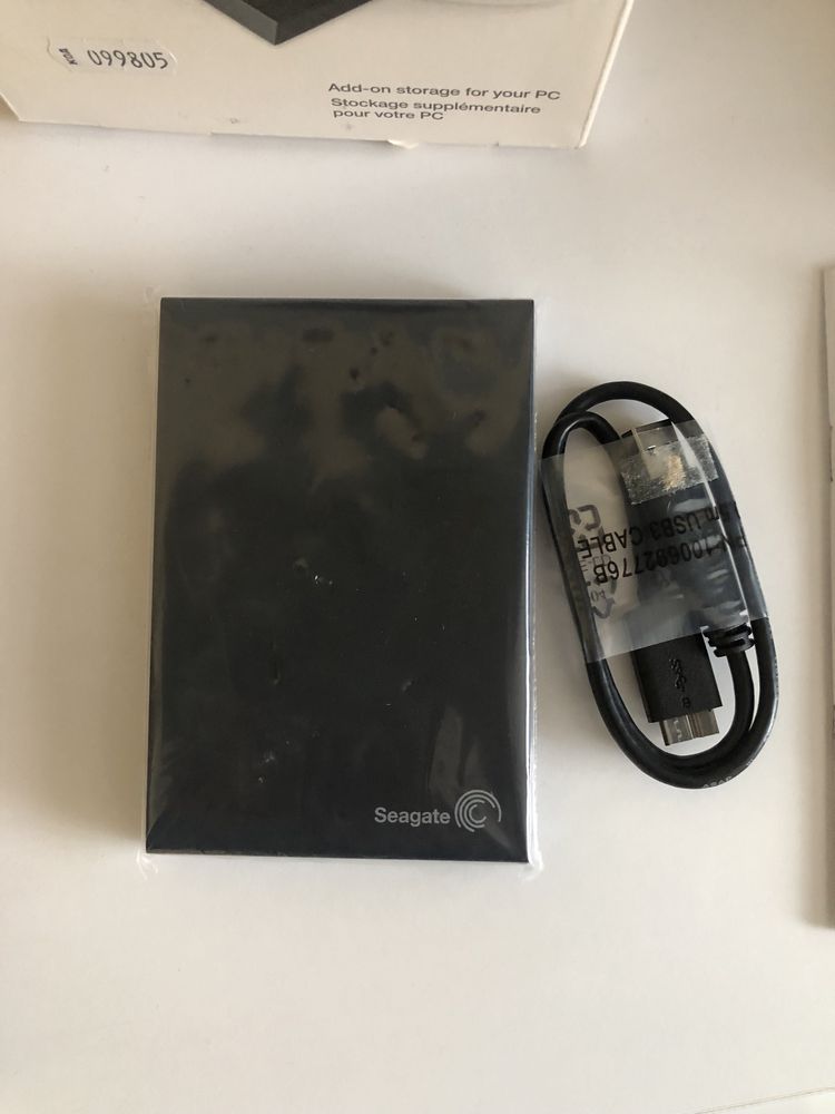 Жорстикий диск Seagate Expansion