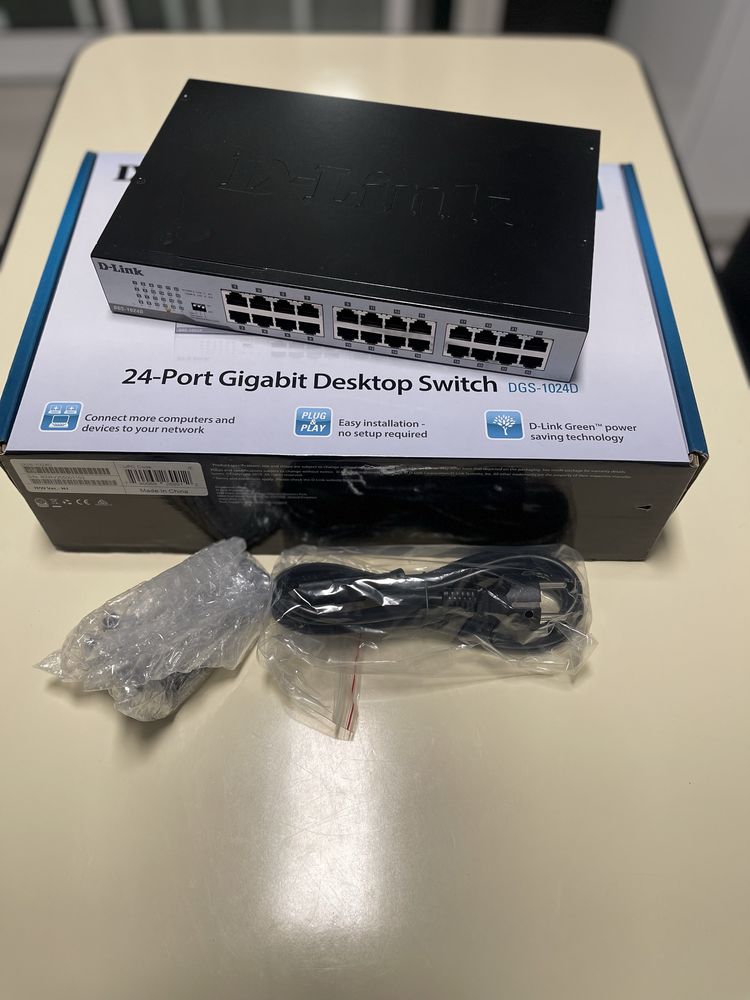 Switch D-Link DGS - 1024D