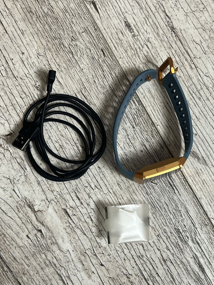 Смарт-годинник LG FITBIT FB503,з Німеччини