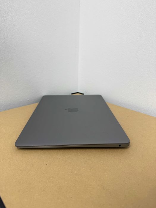 MacBook Air 2020 { i3 | 8gb | 256 SSD } ідеальний стан . 37998SV