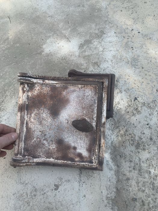 Дверь печная 2 штуки