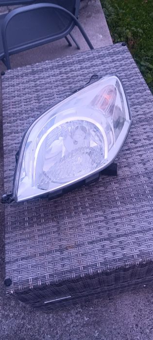 Fiat fiorino lampa przednia lewa