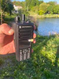 Цифровая Рация Motorola DP4800e стандарт ETSI DMR. ЗСУ радиостанция