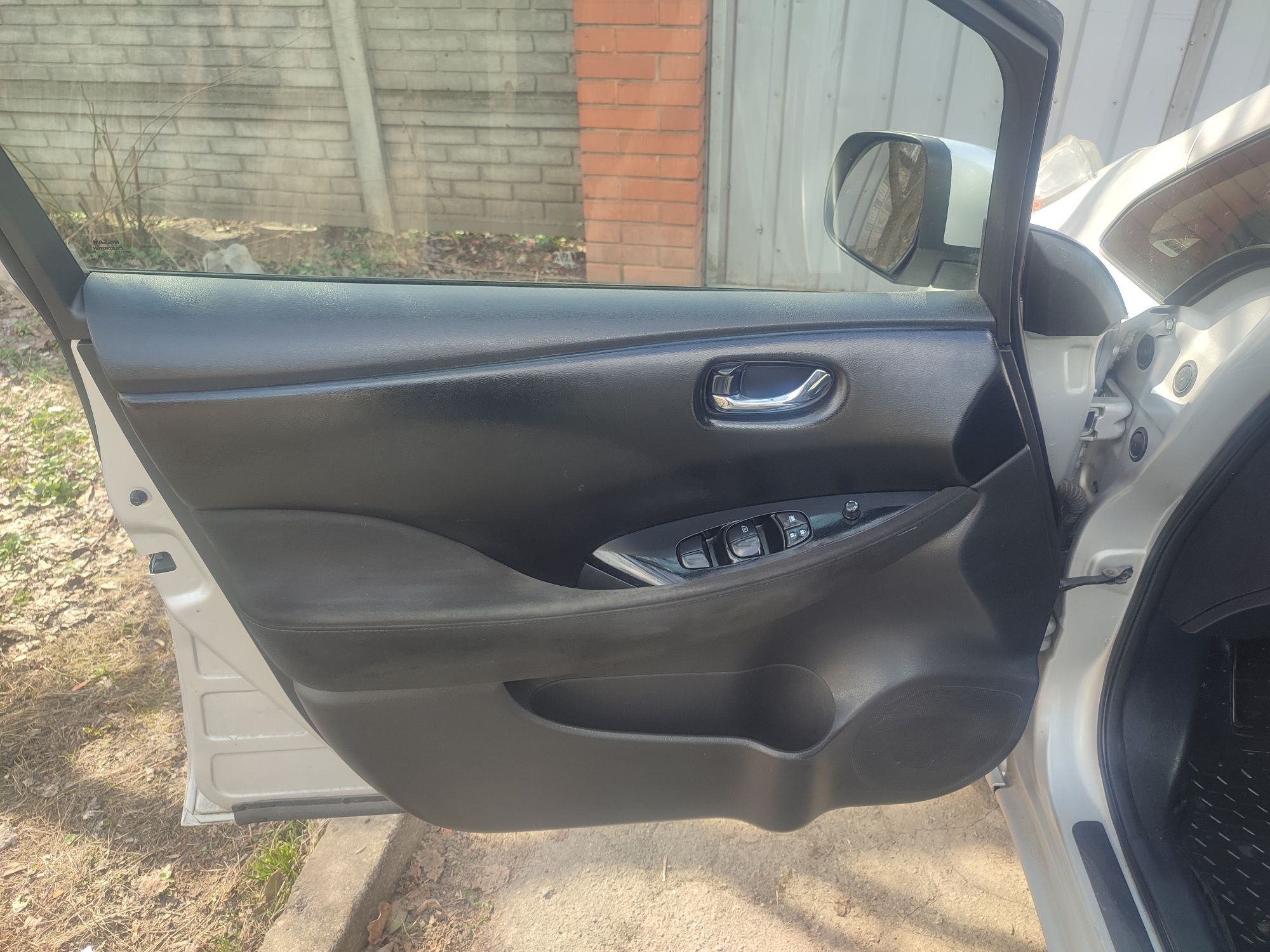 Продам Nissan leaf 2014 р рест Ніссан ліф
