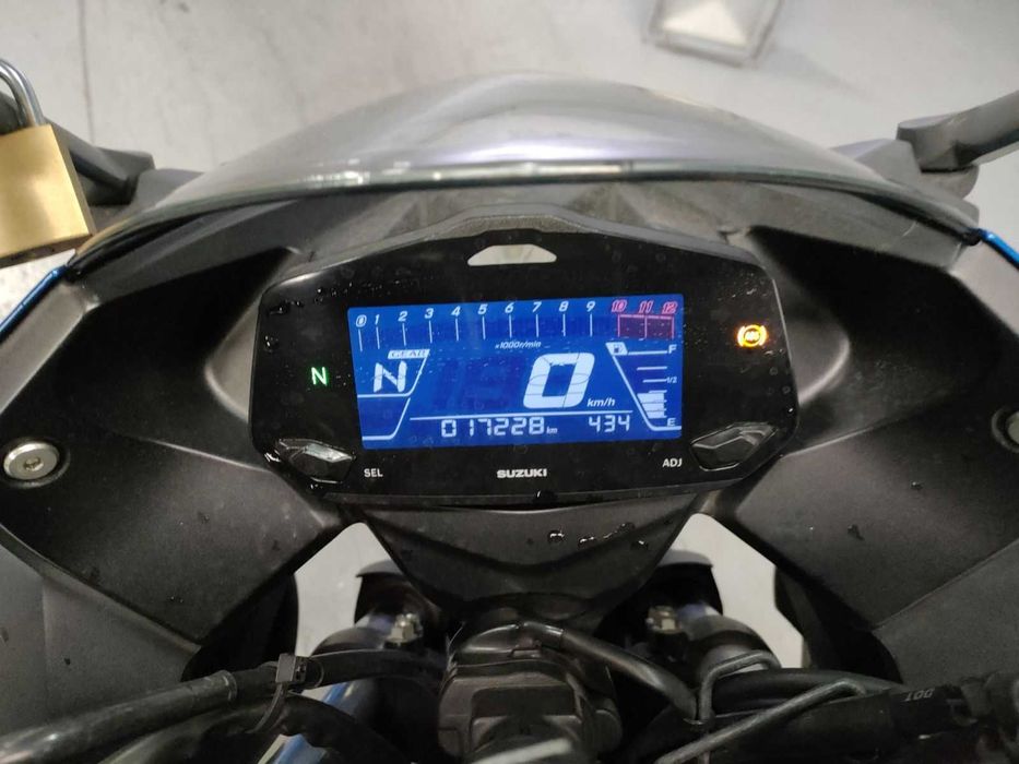 Suzuki GIXXER250SF в АртМото