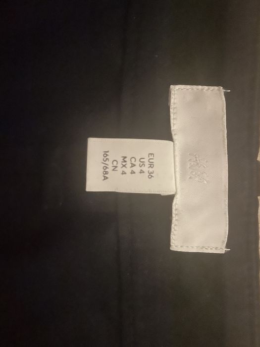 Чорні жіночі штани карго