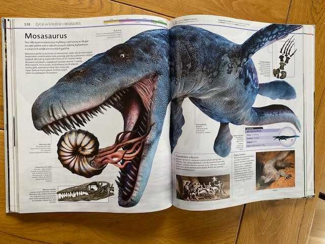 Sprzedam niesamowitą książkę "Najnowsza encyklopedia Dinozaury"