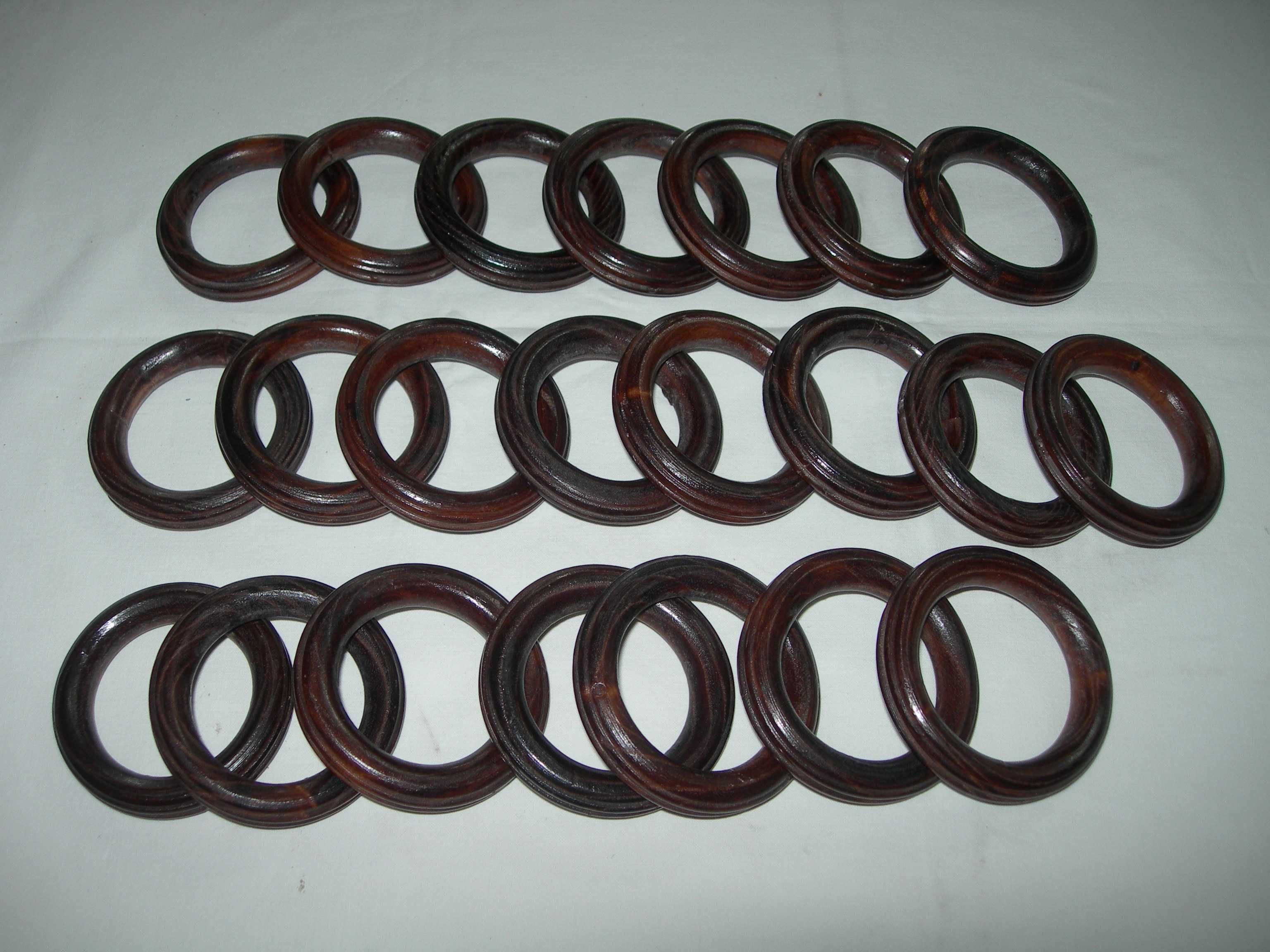 Argolas cortinados.