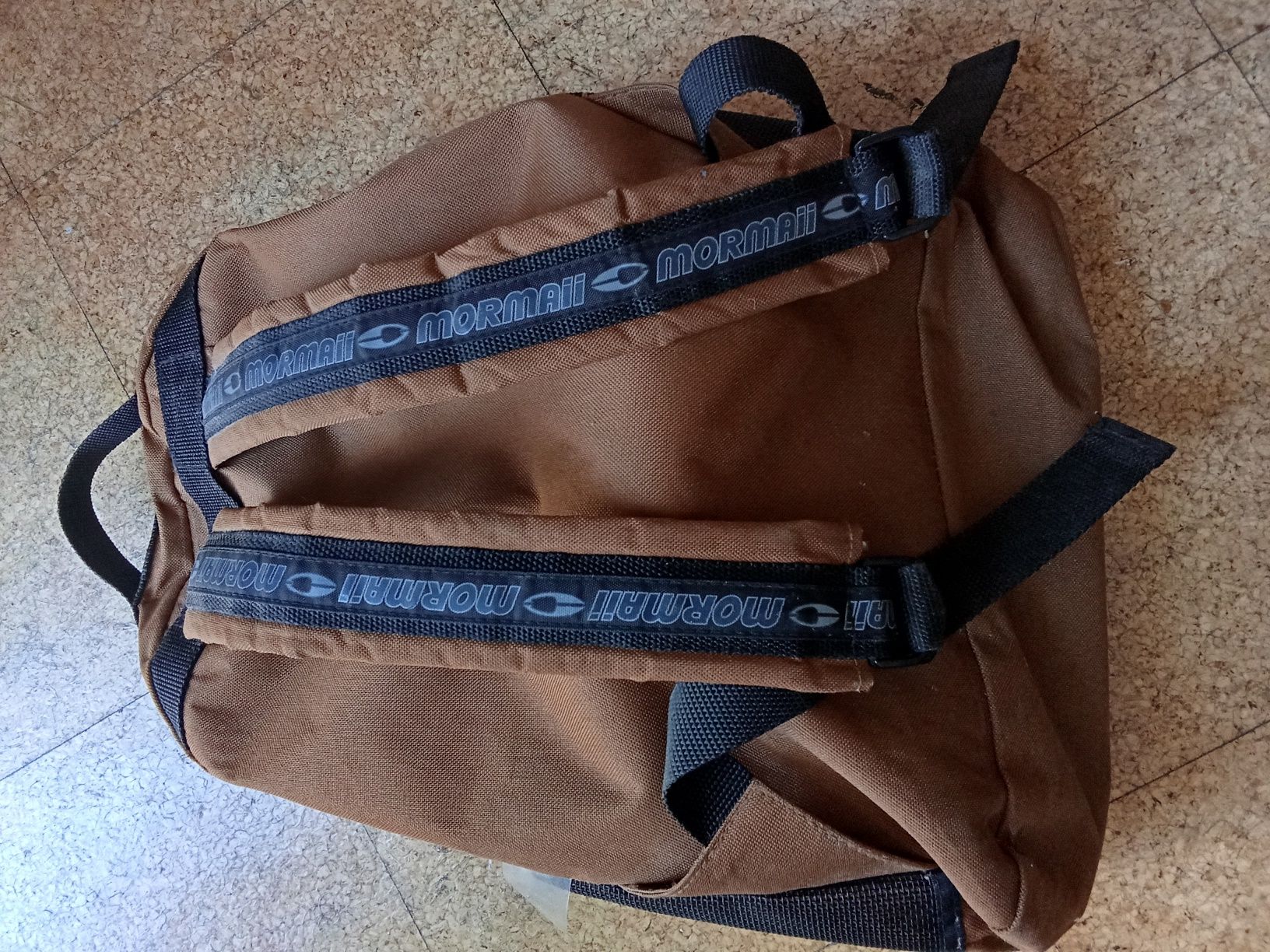 Mochila Mormaii castanha