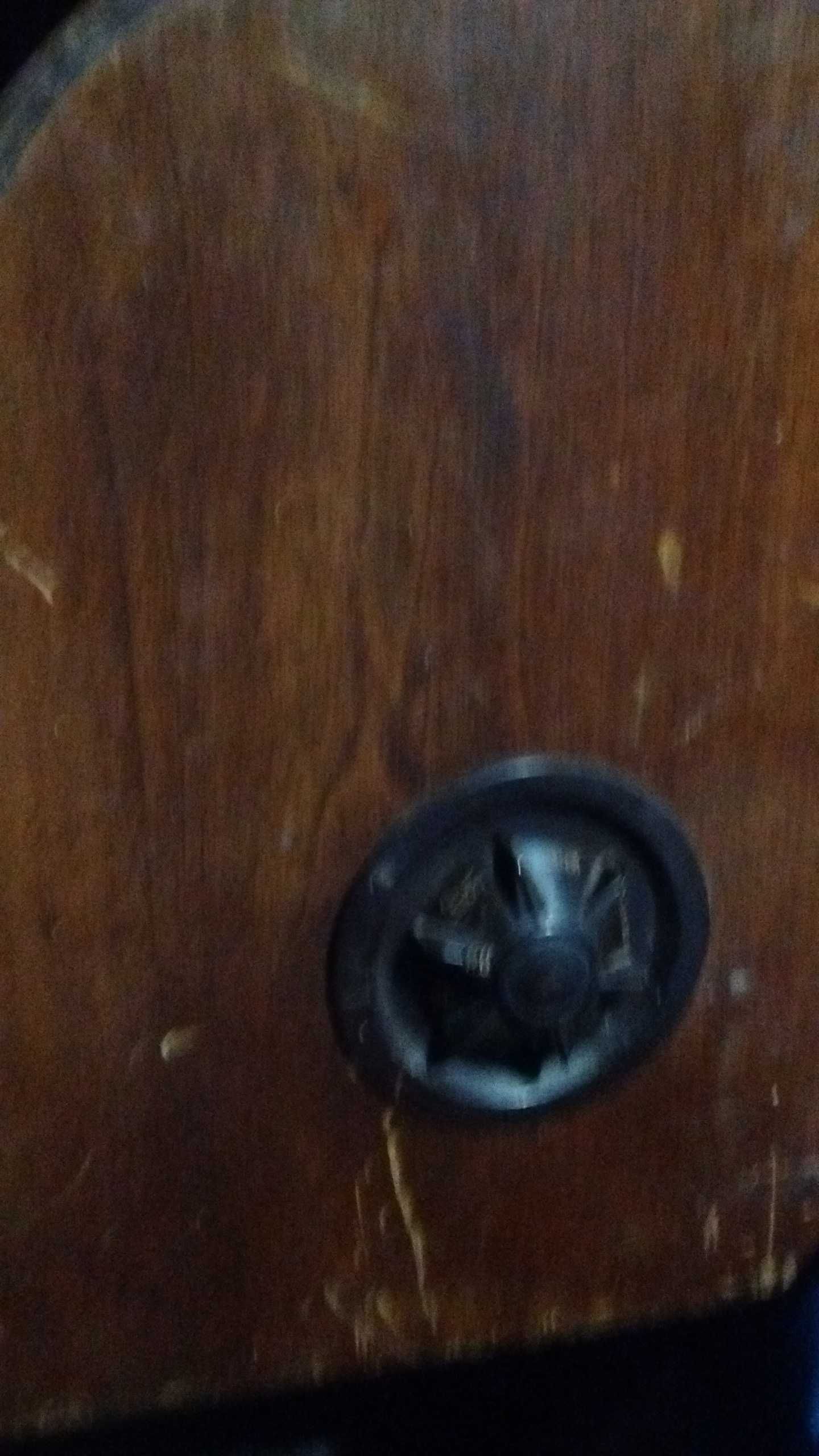 корпус від лампового радіо