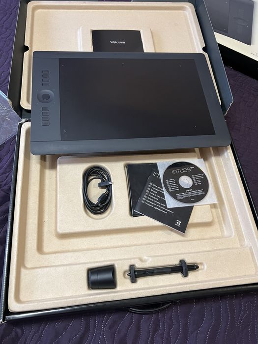 Професійний Креативний Графічний планшет Wacom Intos pro L  PTH-851/K