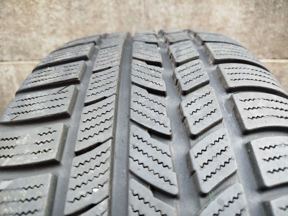 Koła zimowe 225/55R17 BMW F10 F11 5x120 ET30 xdrive styling 327