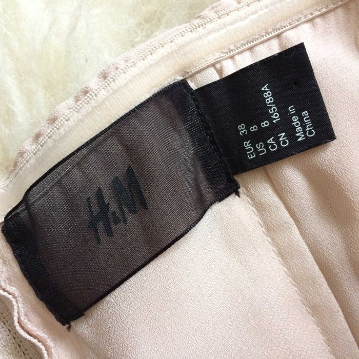 H&M sukienka beż pudrowy róż nude marszczenia elegancka XS 34 S 36