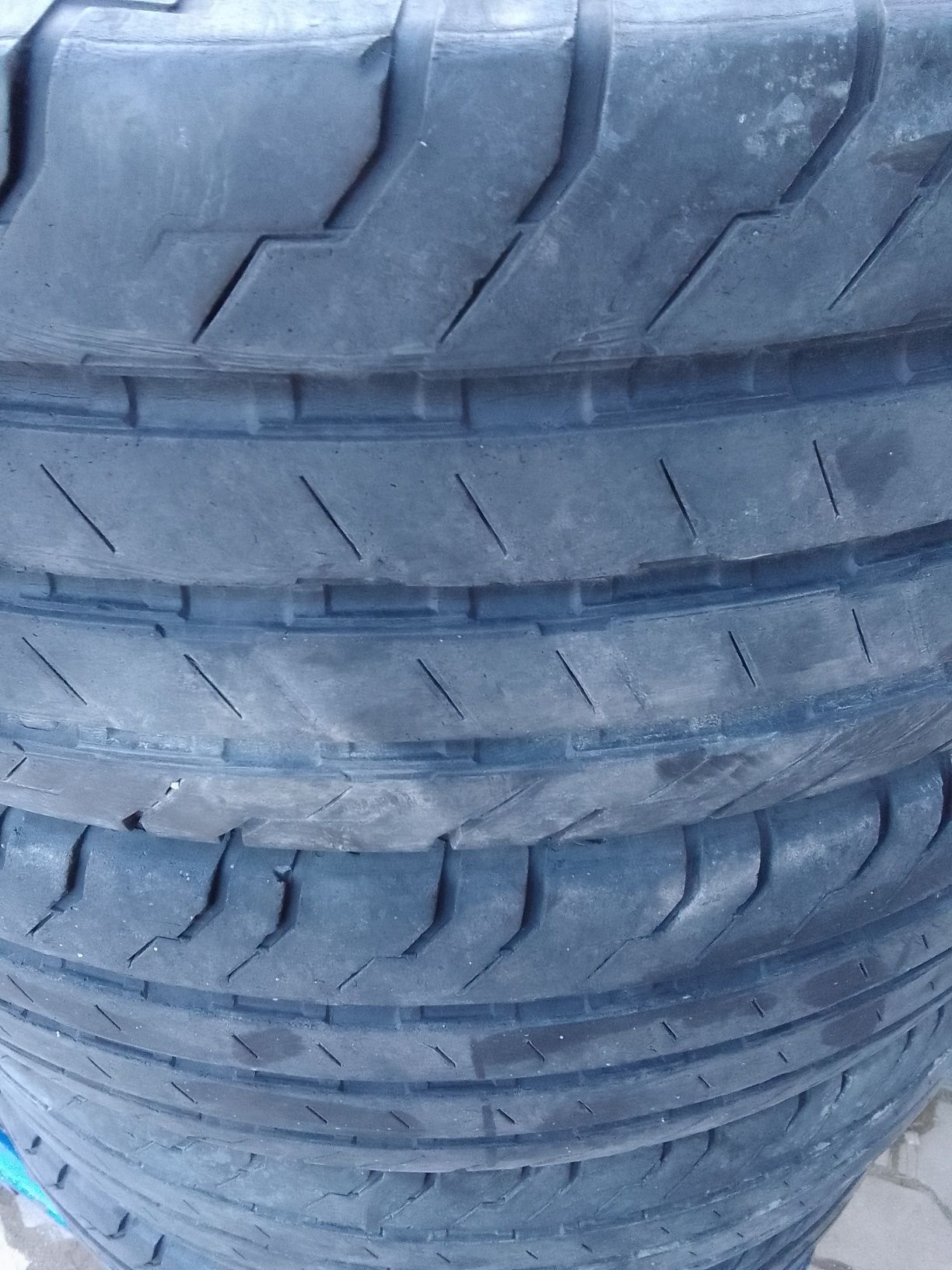 4 Opony letnie 225/75r16C CONTINENTAL 6.5mm