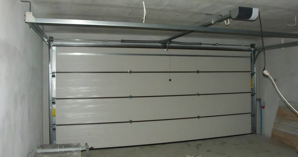 Brama garażowa segmentowa z napędem