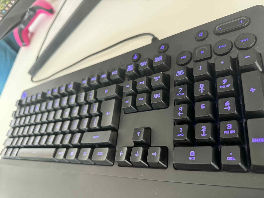 Logitech G213 Prodigy