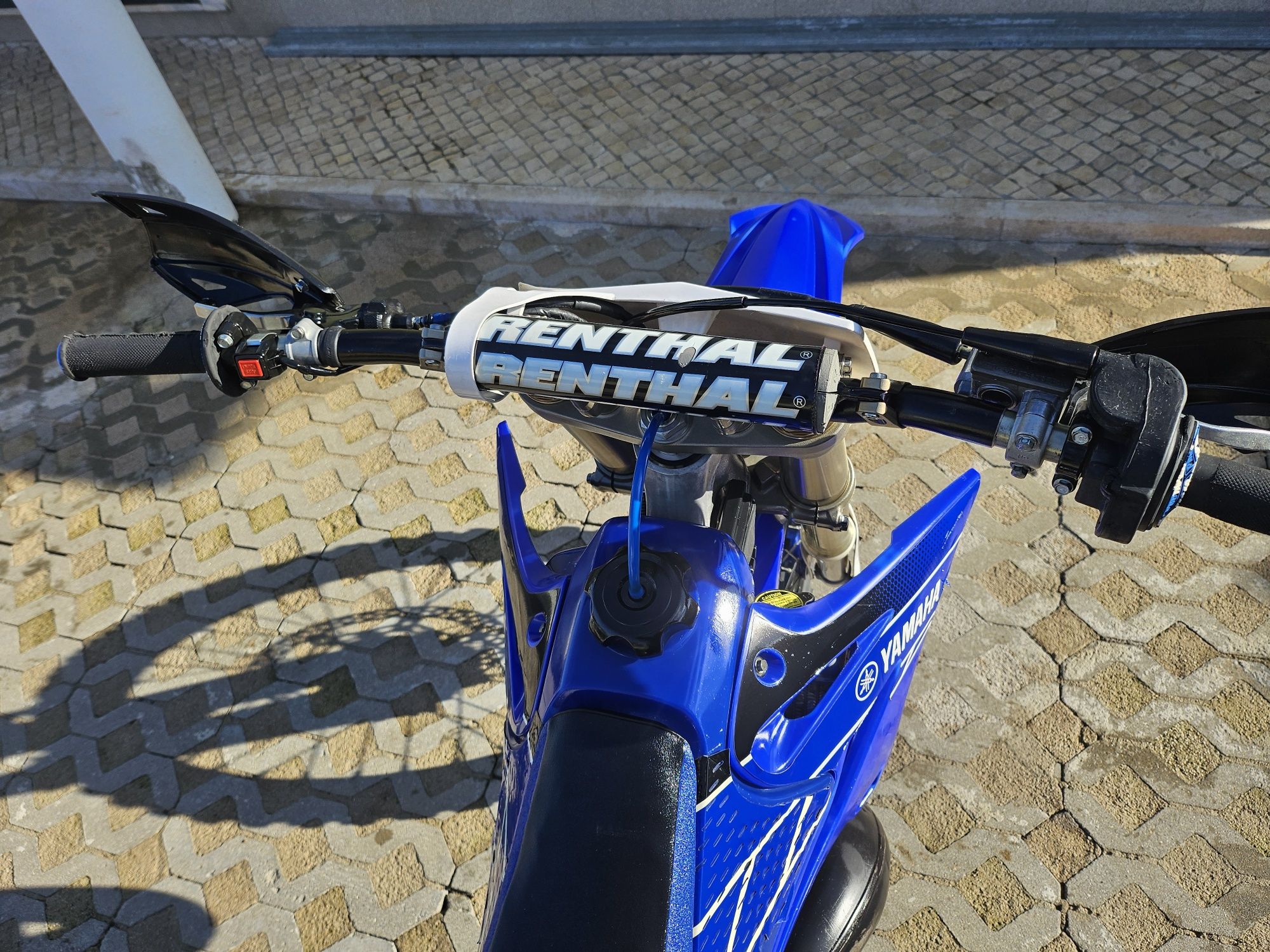 Yamaha YZ 250 a 2 tempos