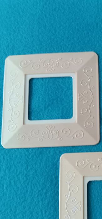 Рамка для вимикачів,розеток