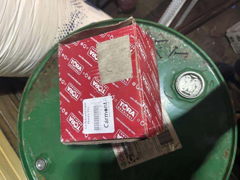 Pajero lll piasta z lozyskiem tył prawa