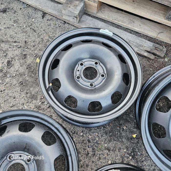 Felgi 16 Dacia Duster 5x114,3 ET50 Oryginalne