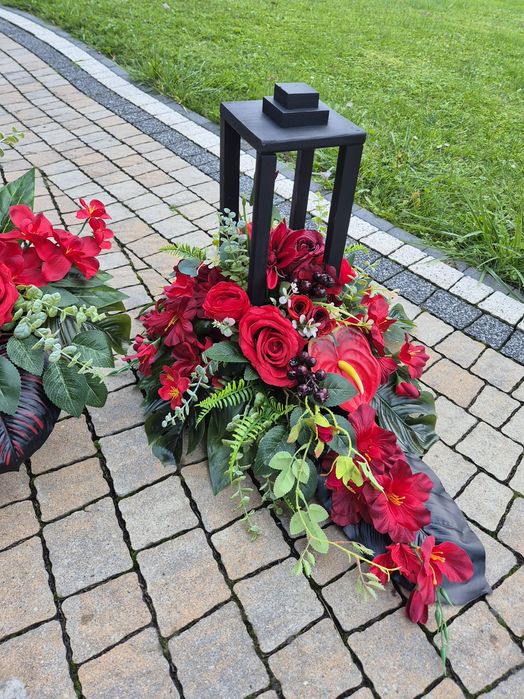 Komplet nagrobny kompozycja na grób wszystkich czarny lampion stroik