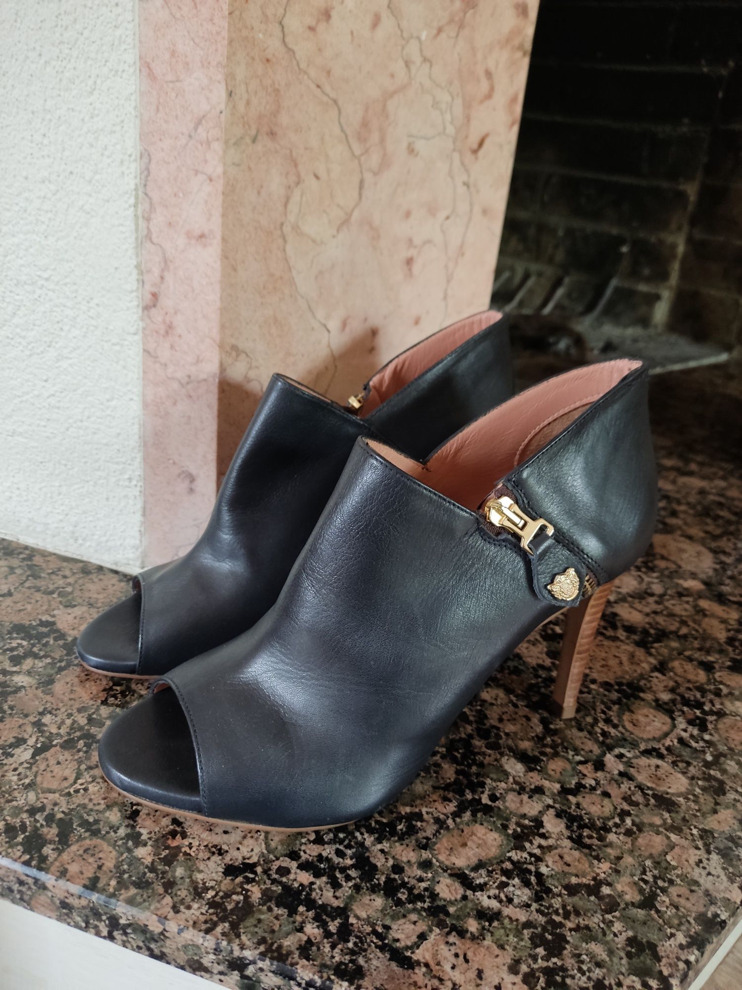 Buty Pedro Miralles 39, nowe