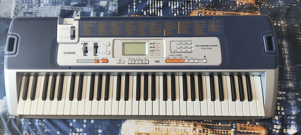 Синтезатор Casio Lk-110 с подсветкой клавиш