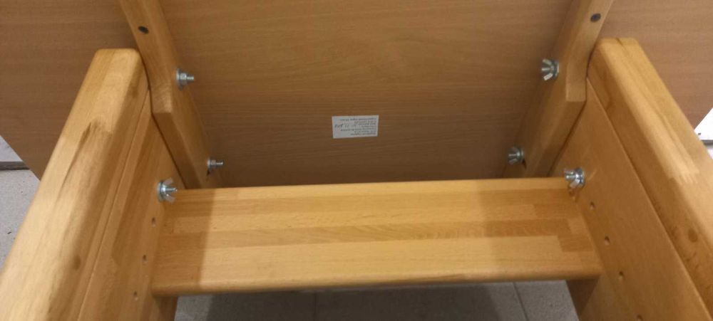 парта шкільна дитяча зі стільцями