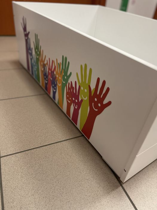 Szafa pudełko dla zabawek w pokój dziecięcy skrzynka