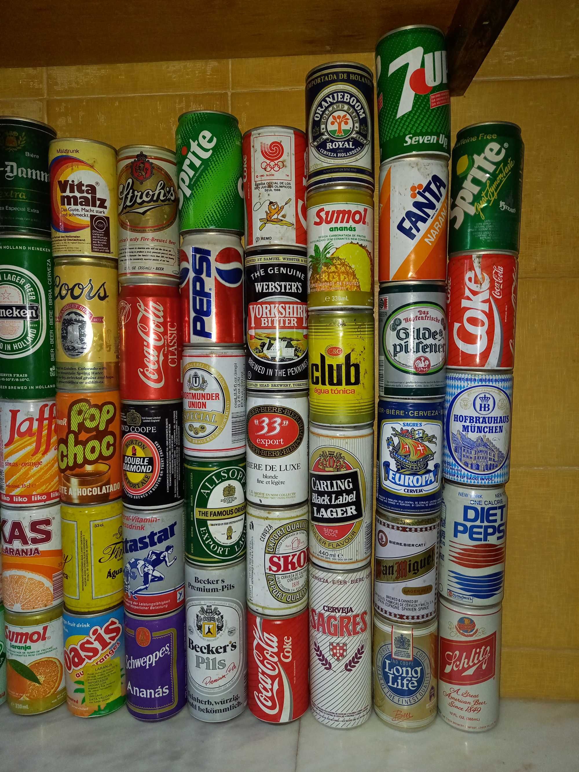 Colecção de latas antigas - Portuguesas e Estrangeiras - Anos 80