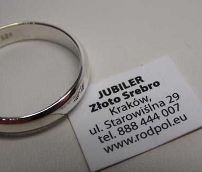 Srebrna gładka półokrągła obrączka  R.26. 4,4 mm.