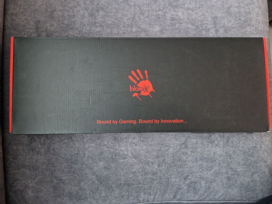 Klawiatura mechaniczna  BLOODY B 820 R  RGB