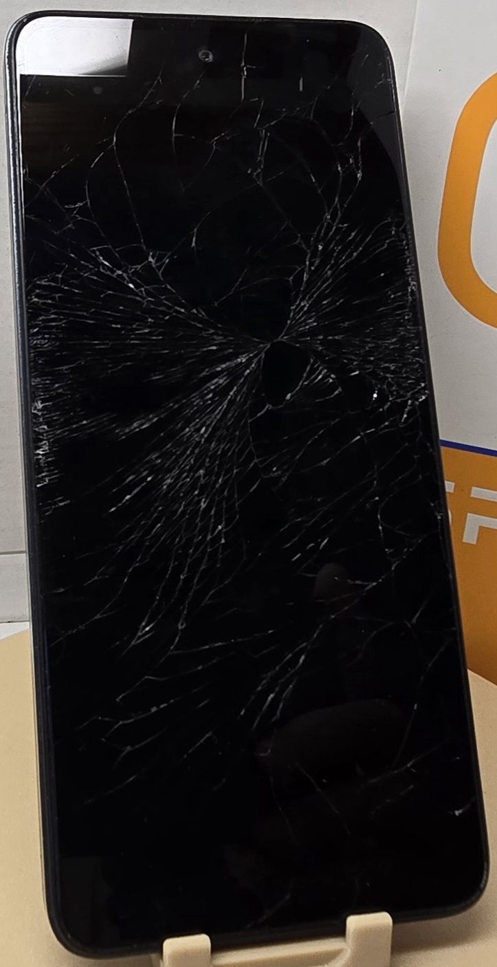 Tecno Spark Go 2024 4/128 з дефектом