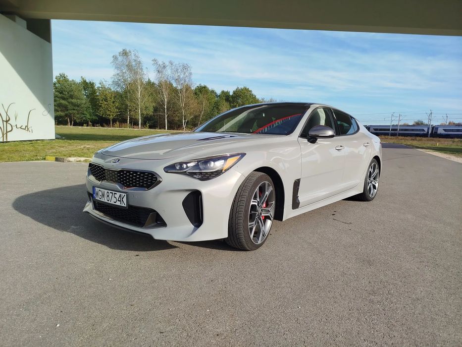 Kia Stinger Stinger GT piękne auto w świetnym stanie.