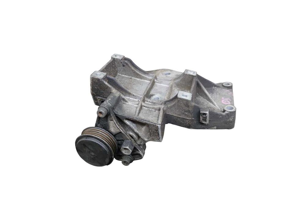 Audi A4 B5 Łapa Mocowanie Sprężarki