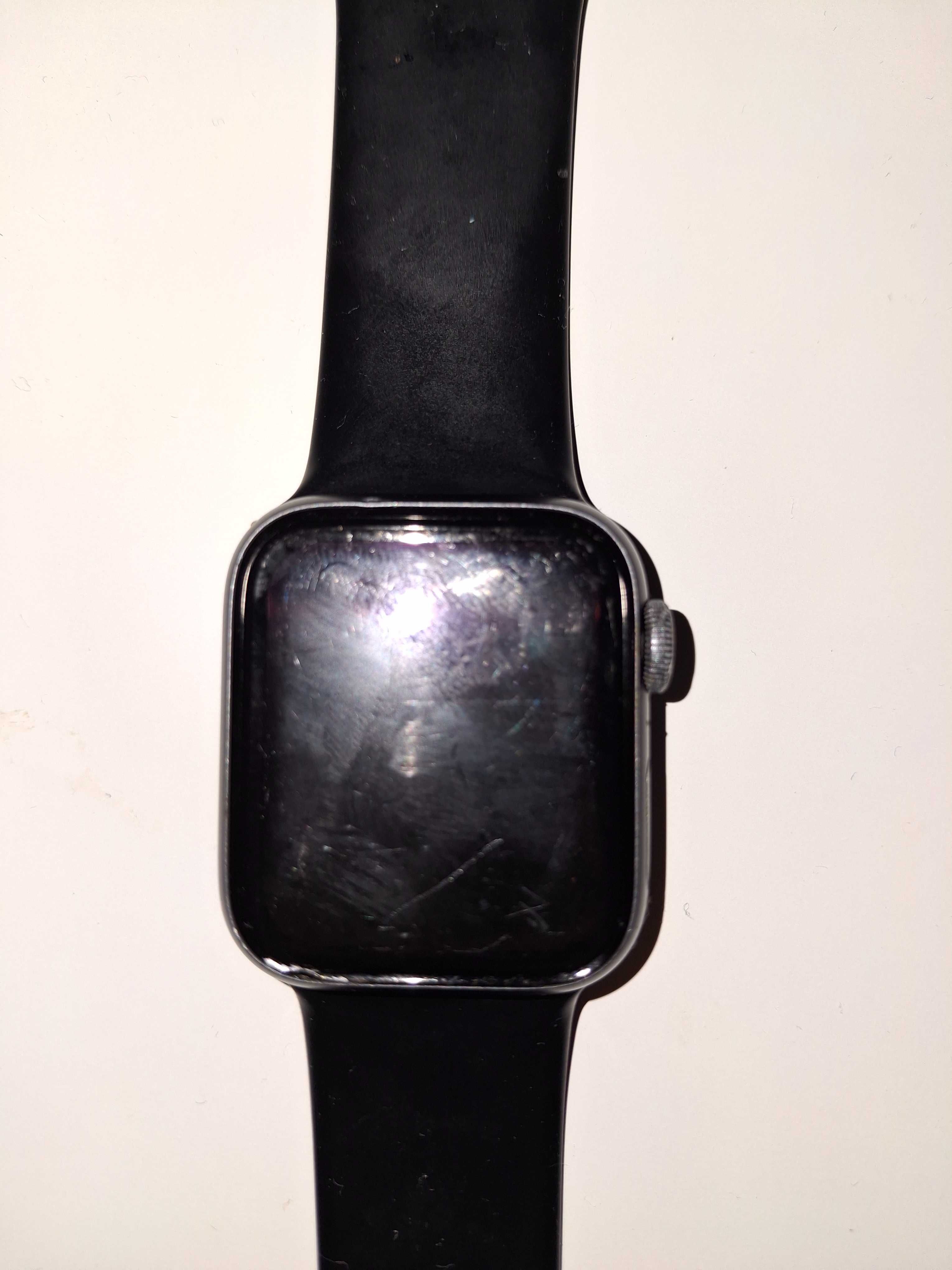 Apple watch series 4