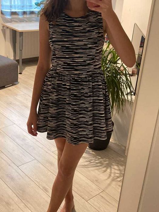 Krótka sukienka H&M