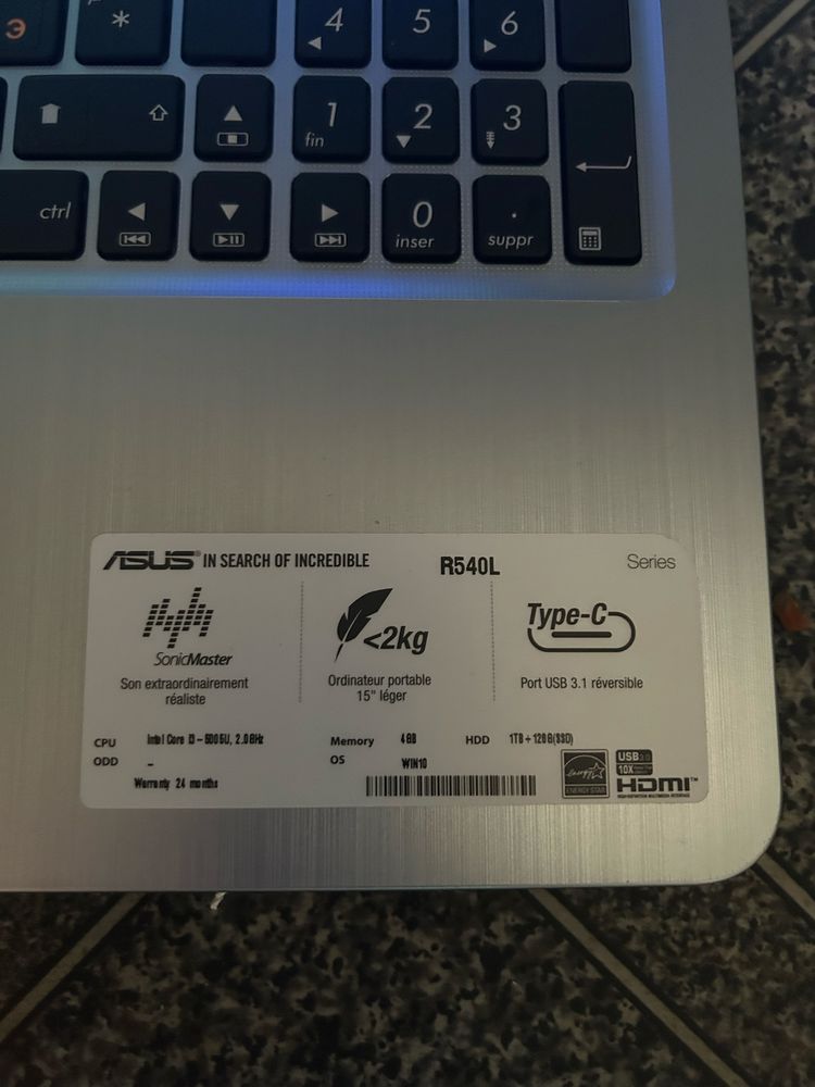 Asus R540L ноутбук