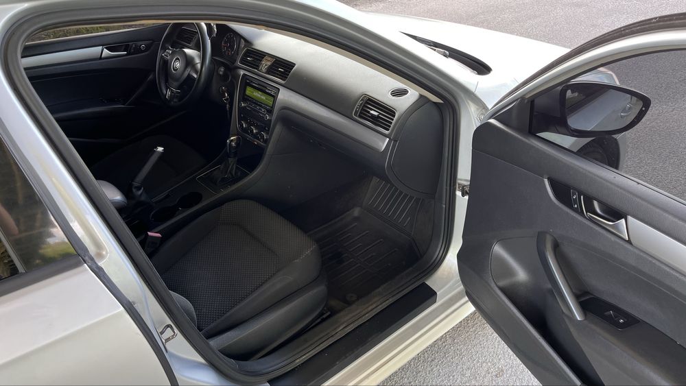 Продам Volkswagen Passat 2,5 , 2011 год ,автомат, газ4