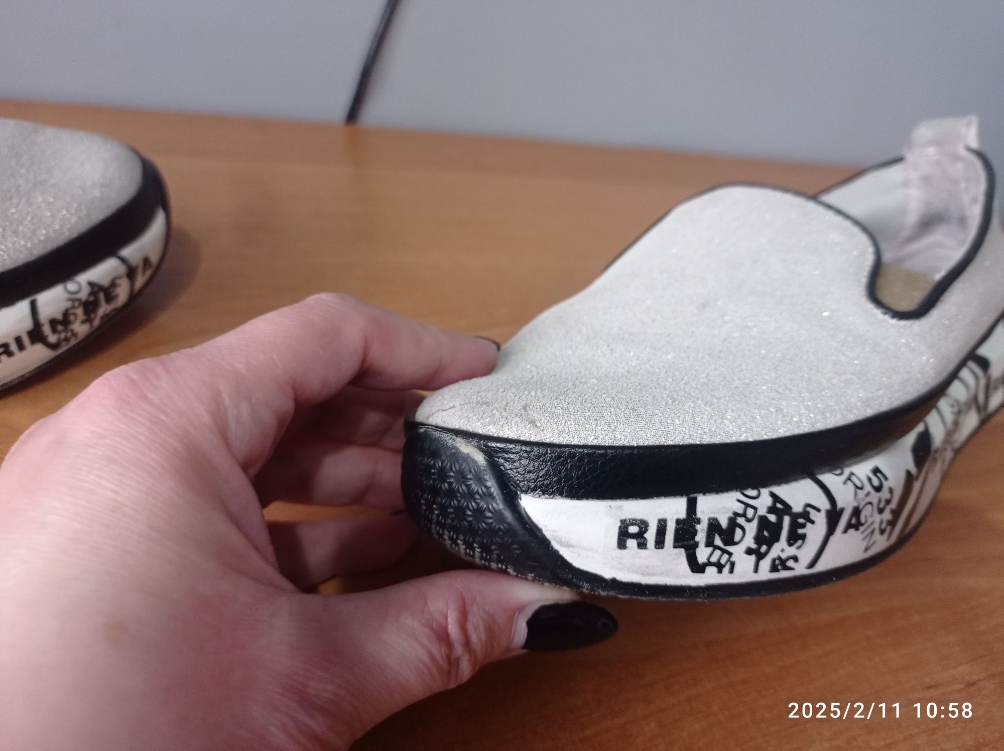 Buty 36 wsuwane sportowe codzienne wygodne S. Barski