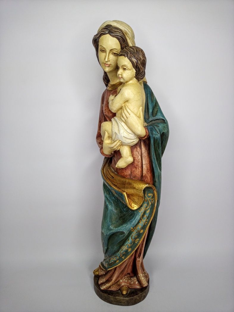 Drewniana figura