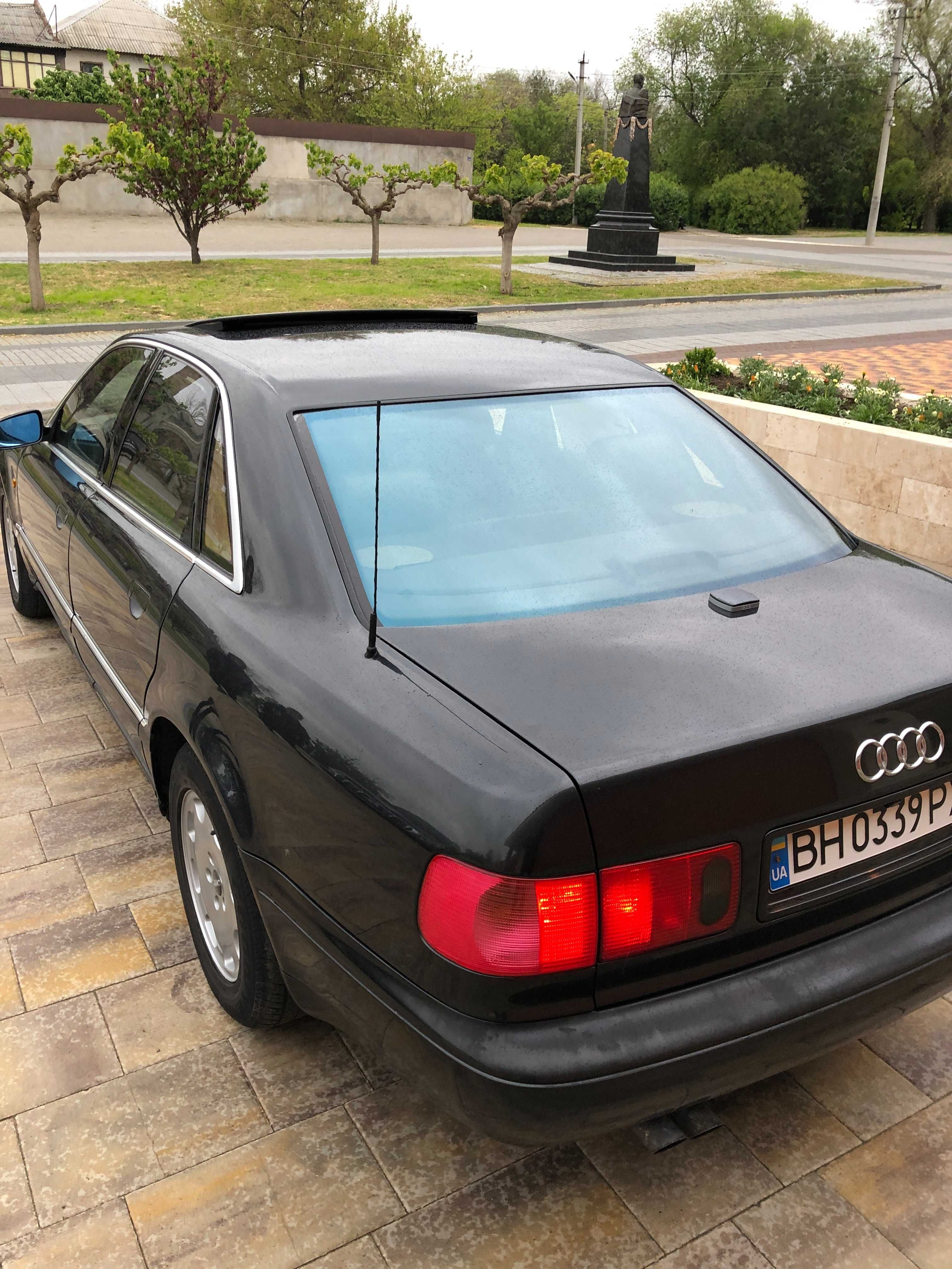 Audi a8 в хорошем состоянии