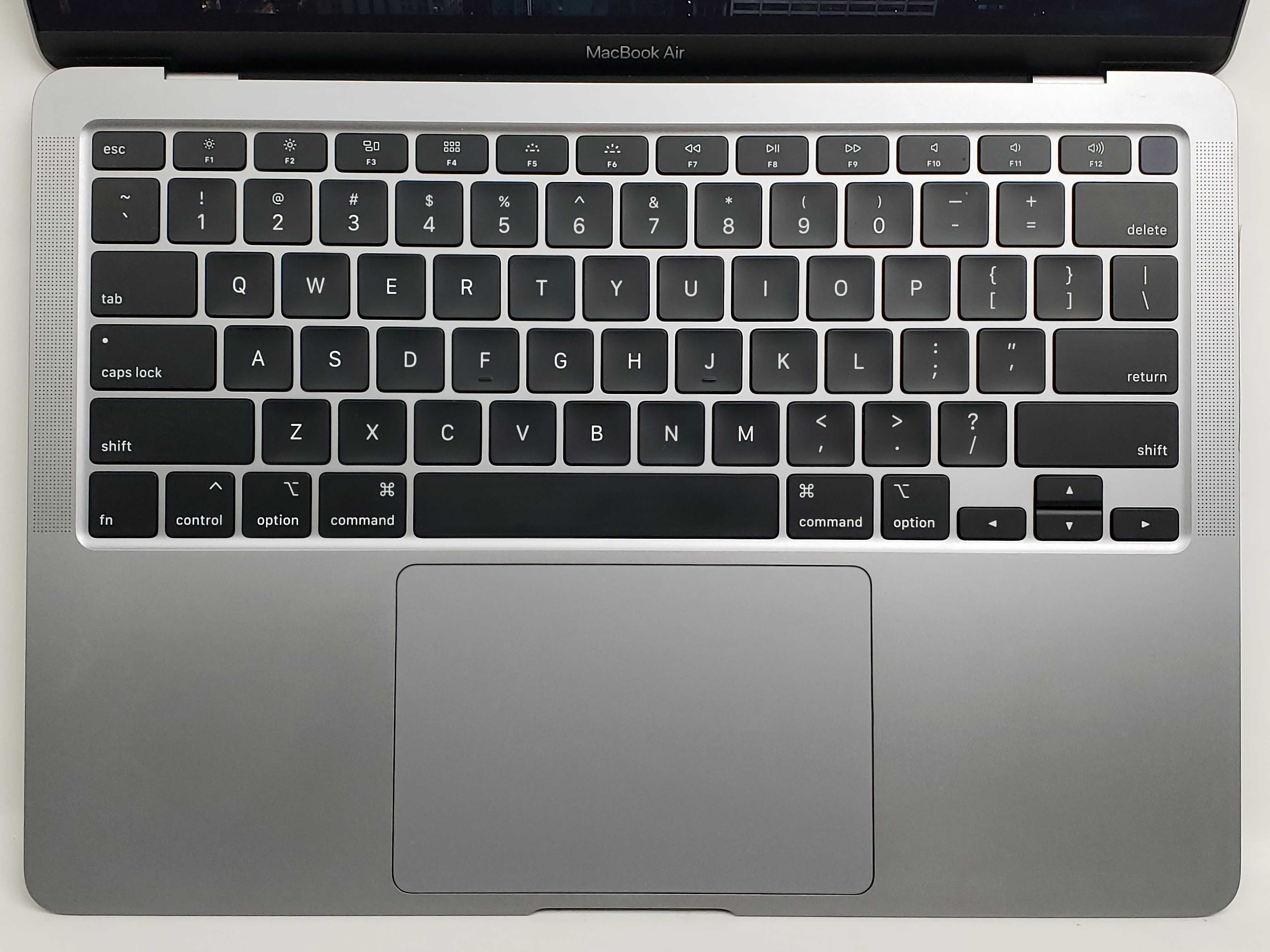 MacBook Air 13 2020 Space Gray i5 1.1GHz 16GB 256SSD 24 ЦИКЛИ ІДЕАЛ