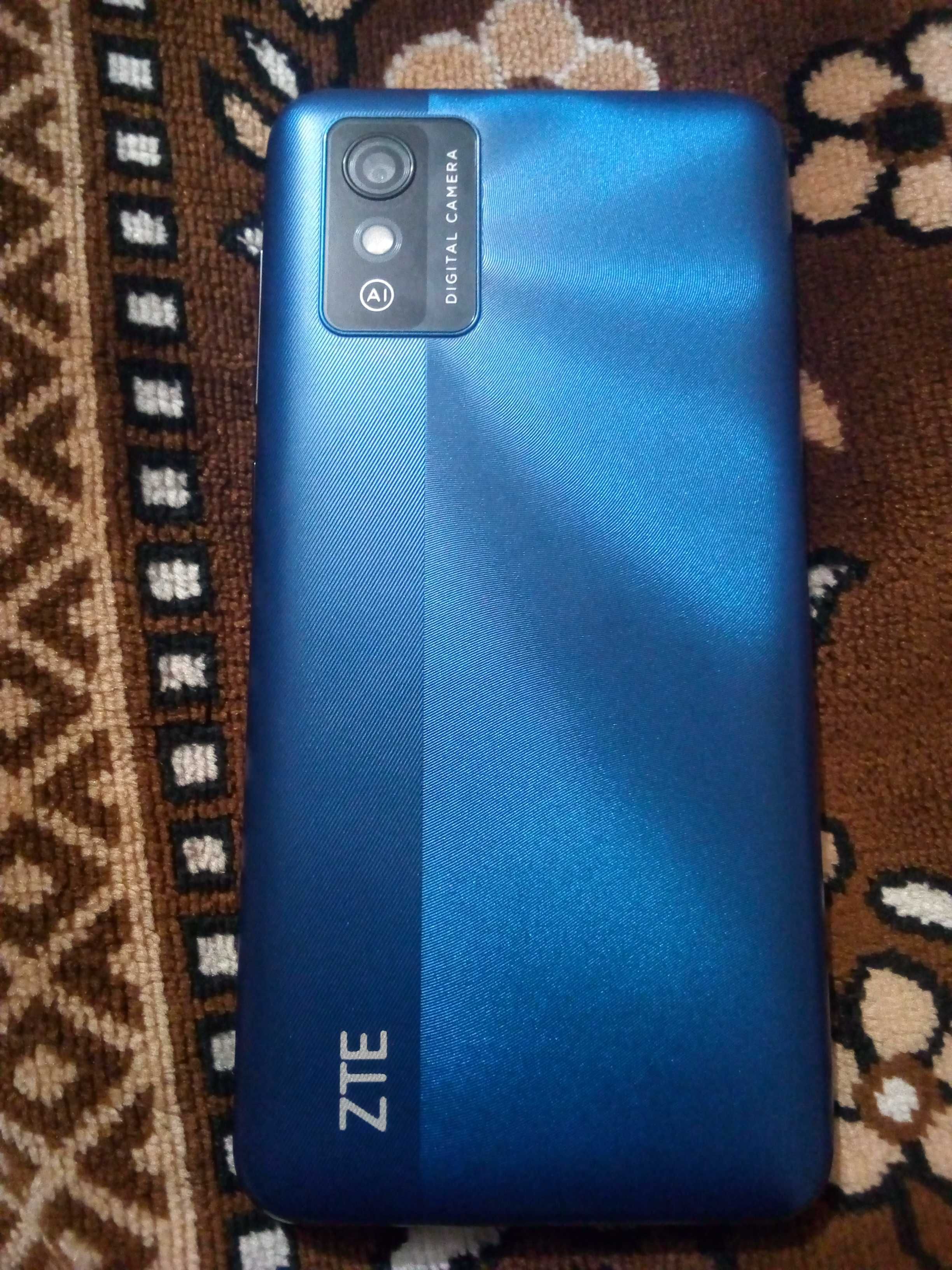 Смартфон ZTE Biade L9