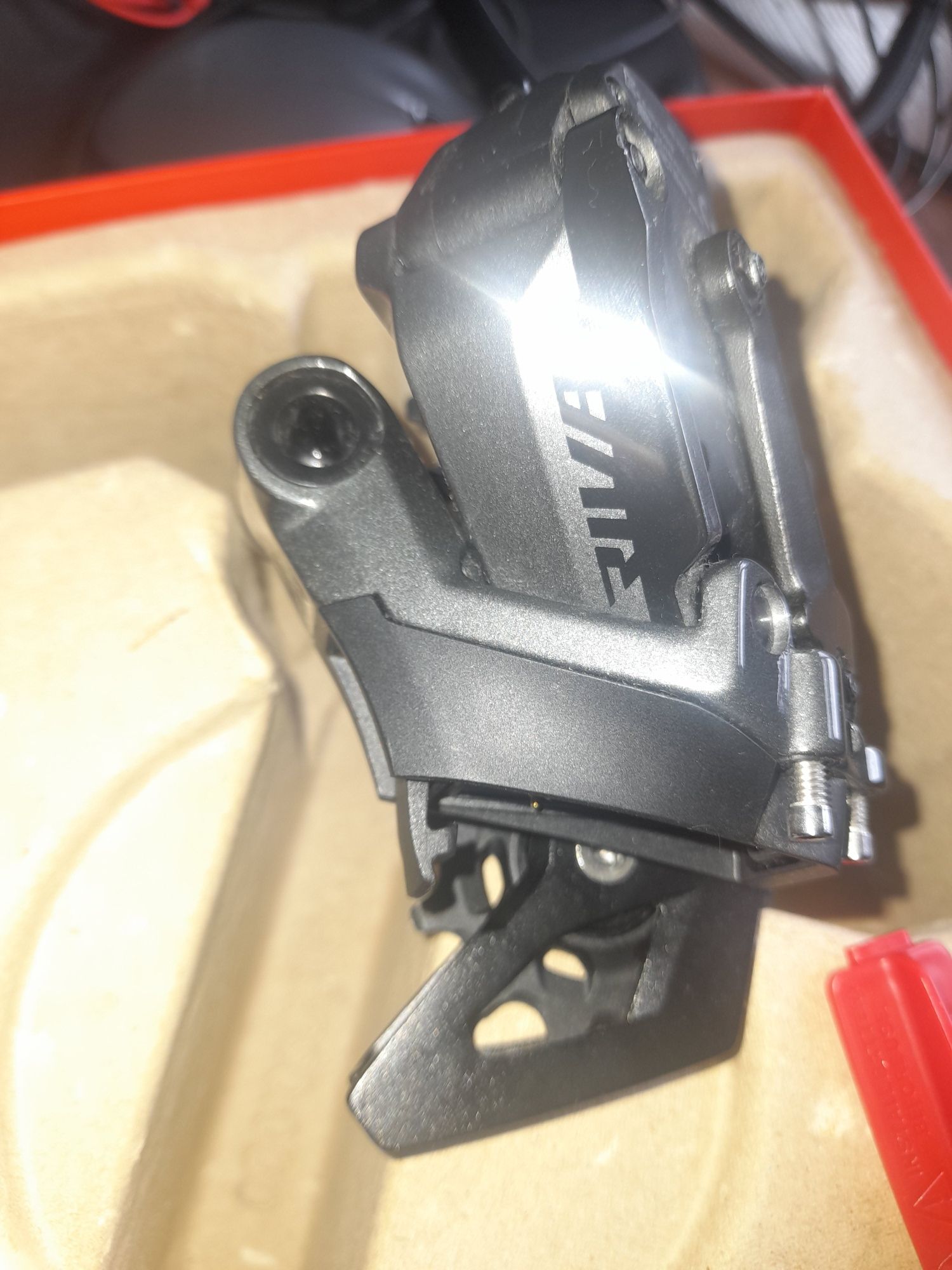 Przerzutka tylniej SRAM RIVAL AXS 36T