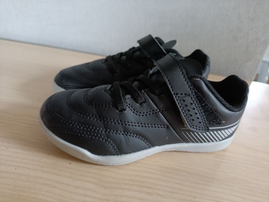 Buty do piłki nożnej halowej Kipsta Futsal 100 r.28