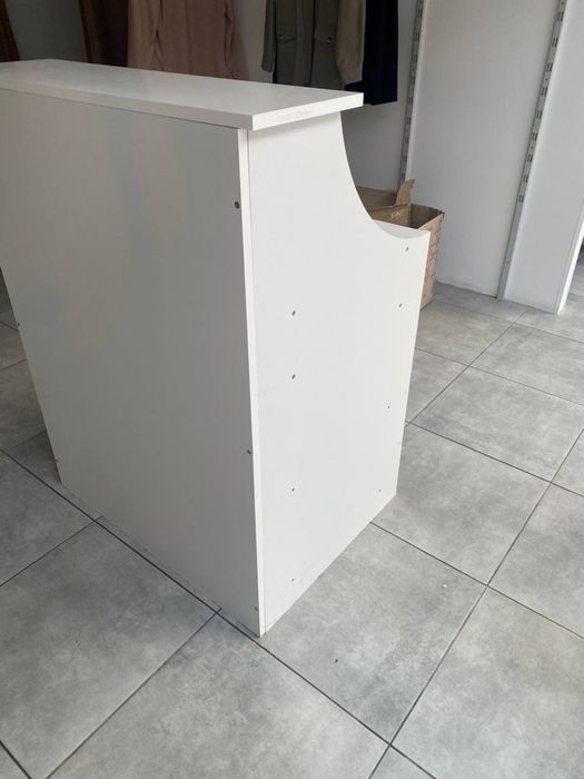 Стіл для магазину